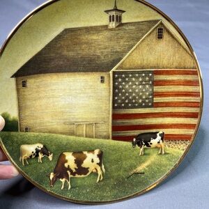 Franklin Mint Lowell Herrero Proud Pasture Collector Cow Plate American Folk Art
